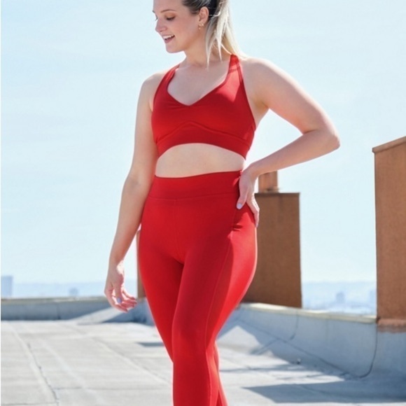 FABLETICS Khloe Medium Impact Sports Bra - Small - Picture 5 of 12